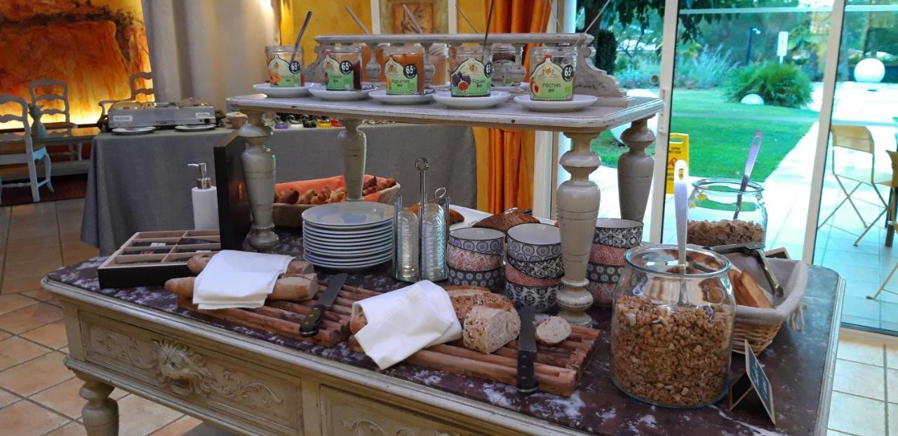Les Sables D'Ocre & Spa รูสซียง ภายนอก รูปภาพ