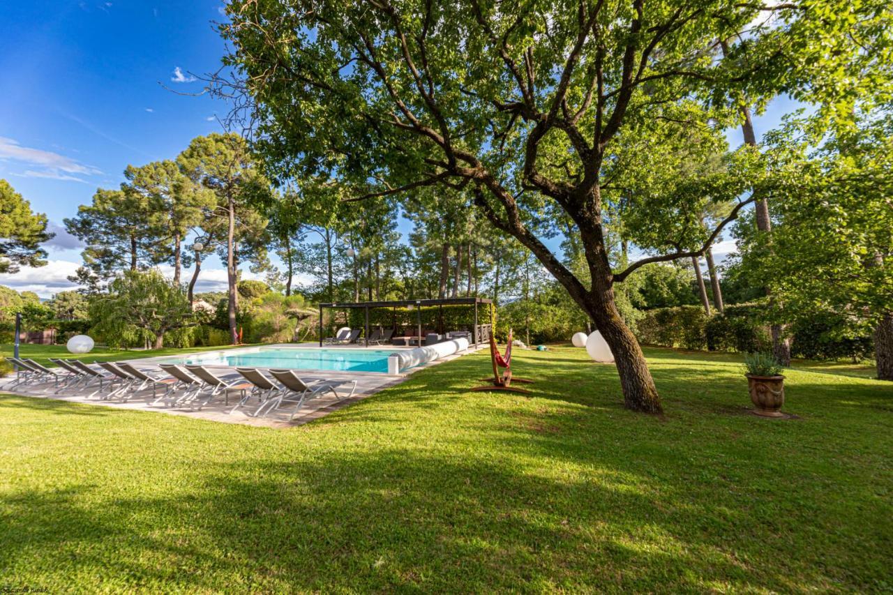 Les Sables D'Ocre & Spa รูสซียง ภายนอก รูปภาพ